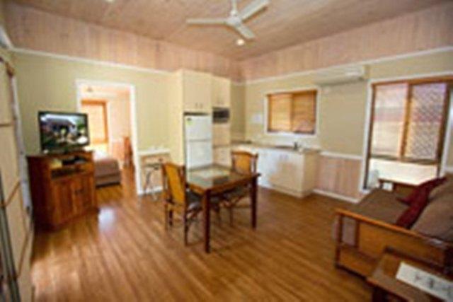 South Gladstone Motel חדר תמונה